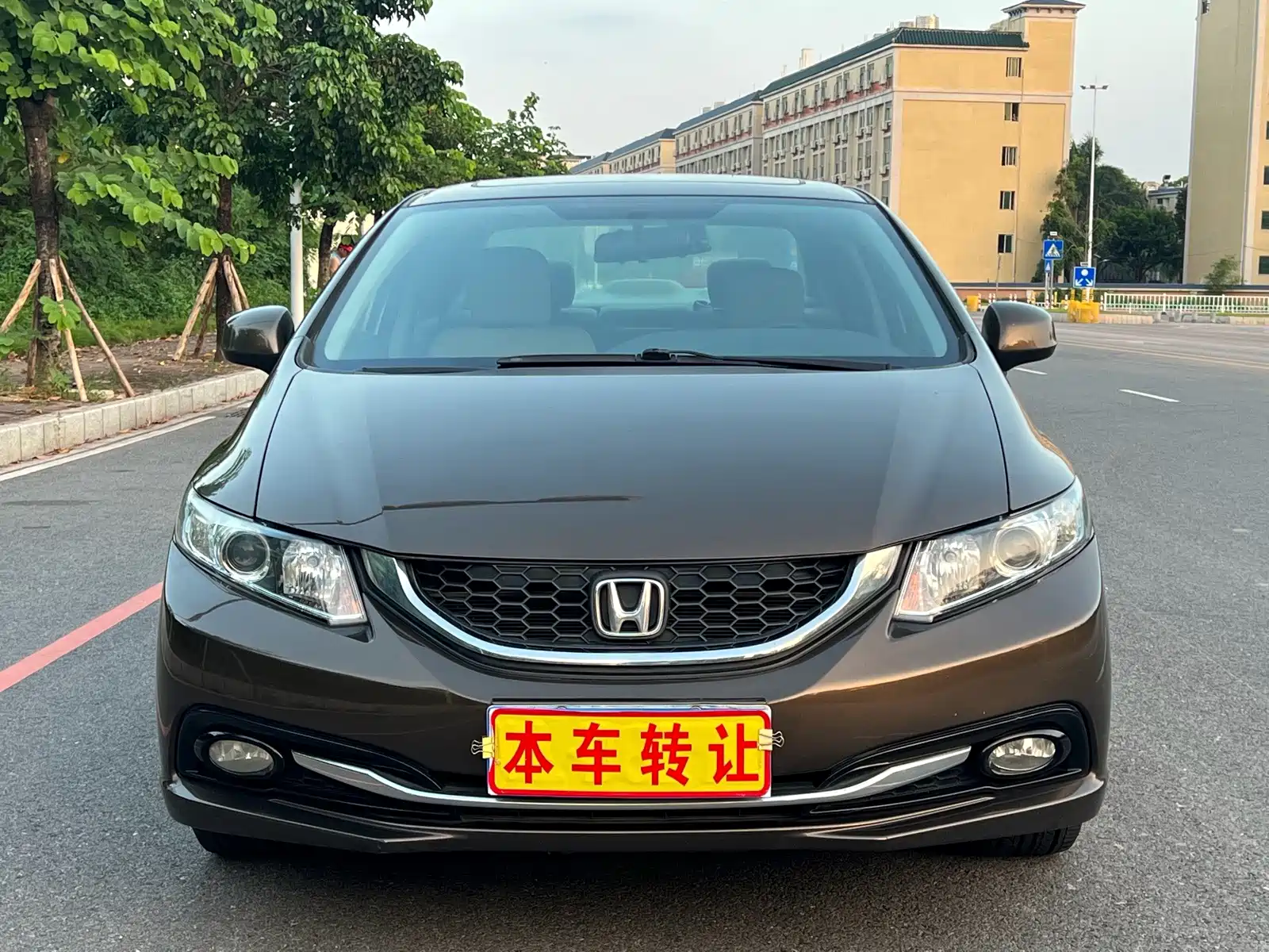 Фото 2 - Honda Civic