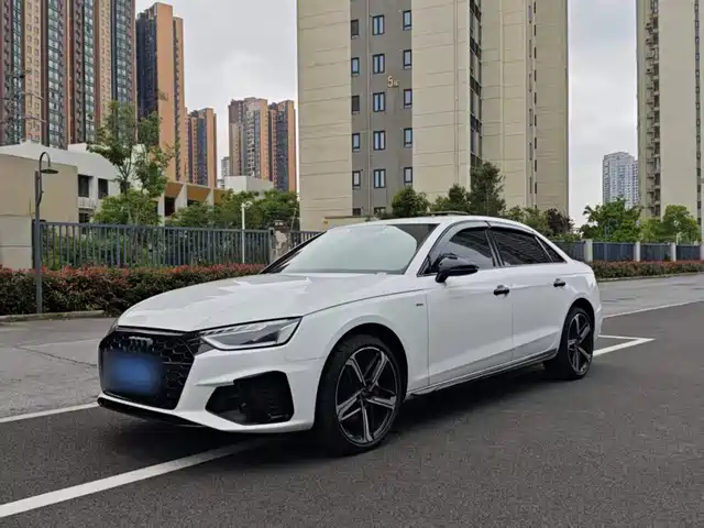 Audi A4L 2025