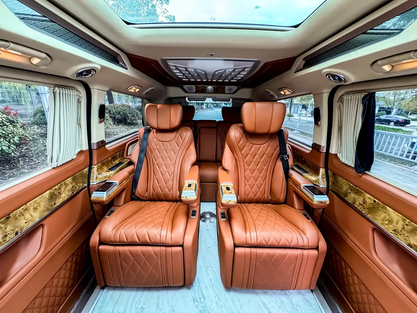 MERCEDES-BENZ V CLASS