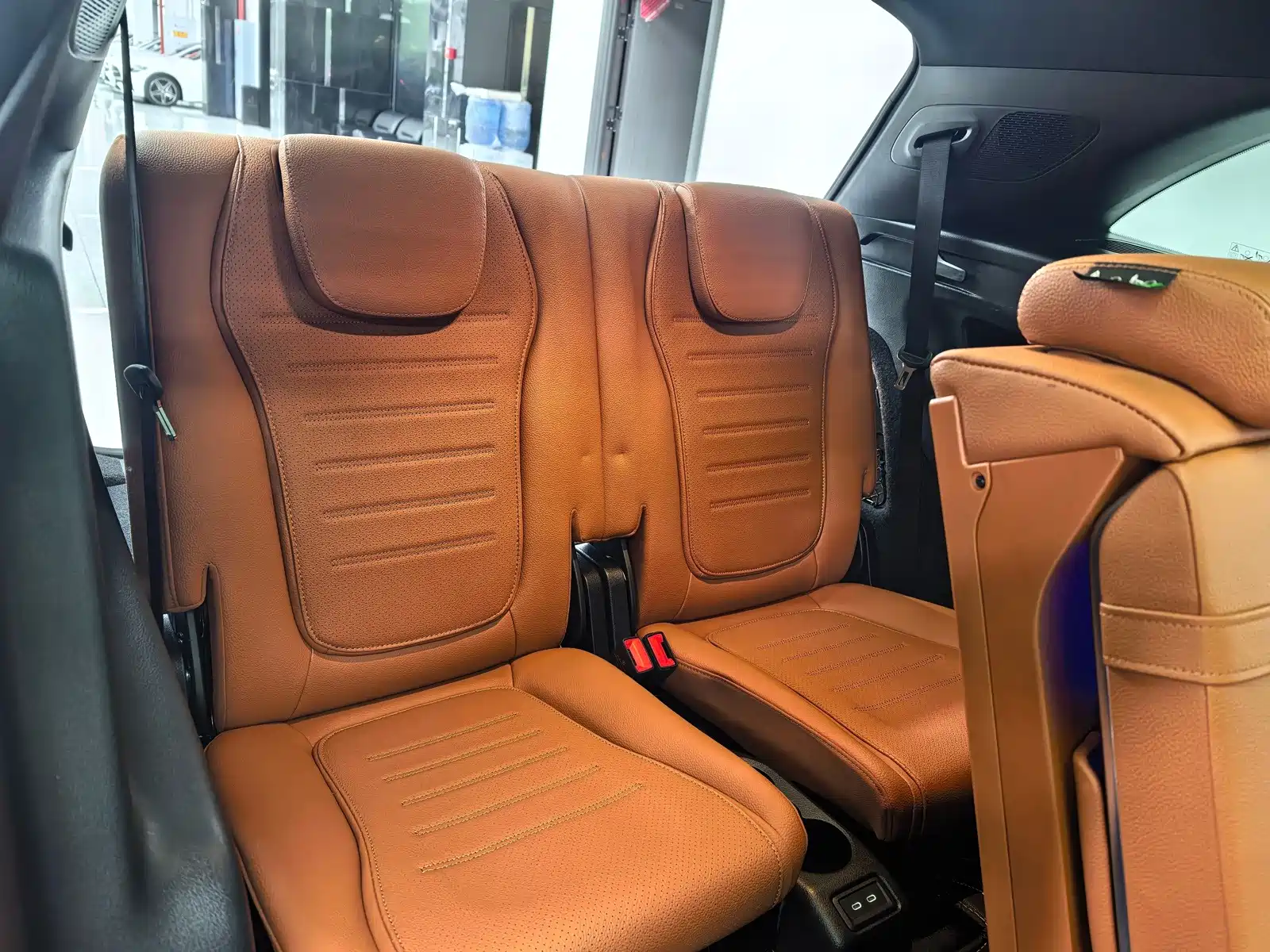 Фото 9 - Mercedes-Benz GLC