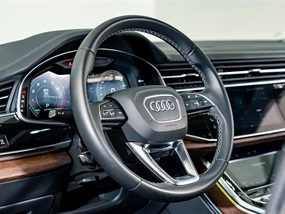 Audi Q7 2024 45 TFSI quattro S line Sport фото 11