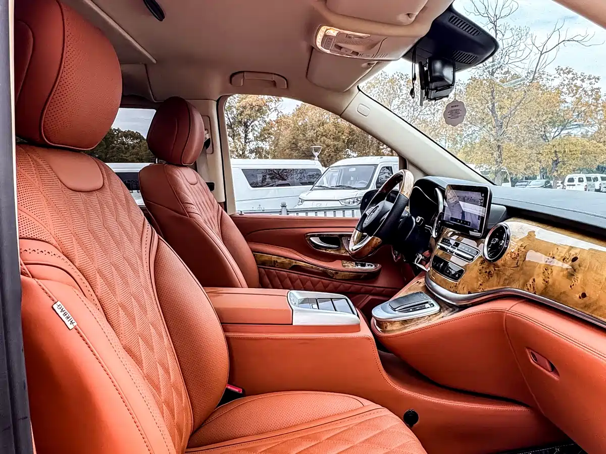 MERCEDES-BENZ V CLASS