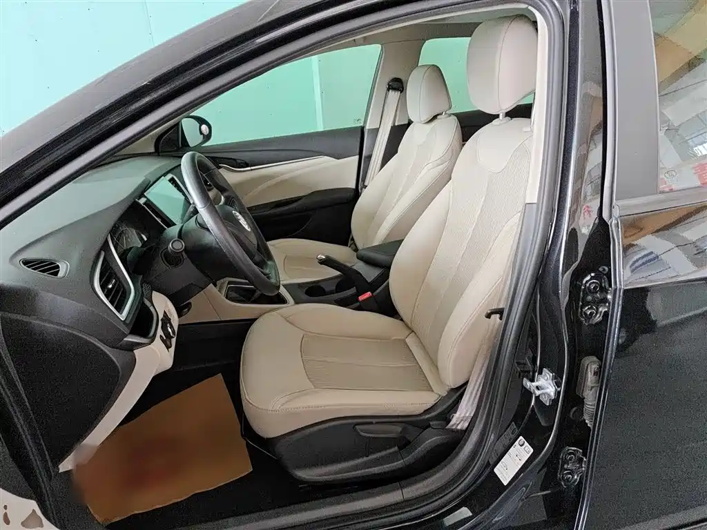 Buick Excelle 2016 15N Manual Elite фото 15
