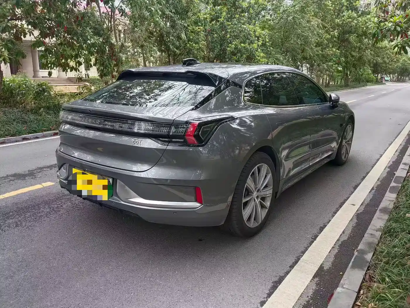 ZEEKR EXTREME KRYPTON 001