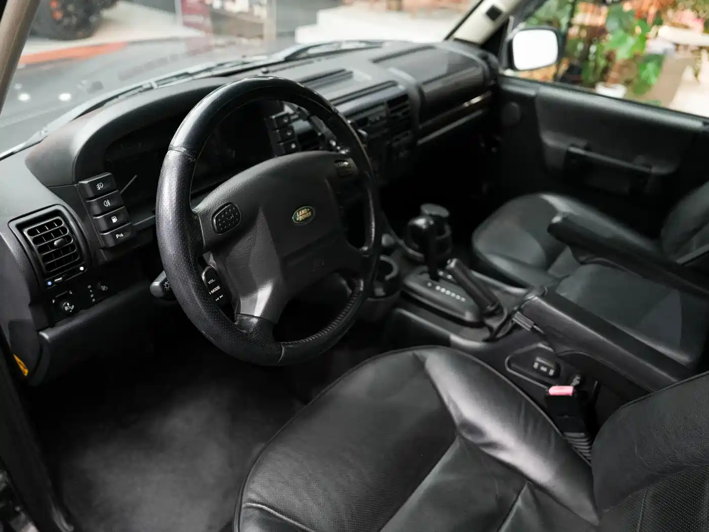 Land Rover Discovery 2004 Model 4.0 New Discovery фото 25