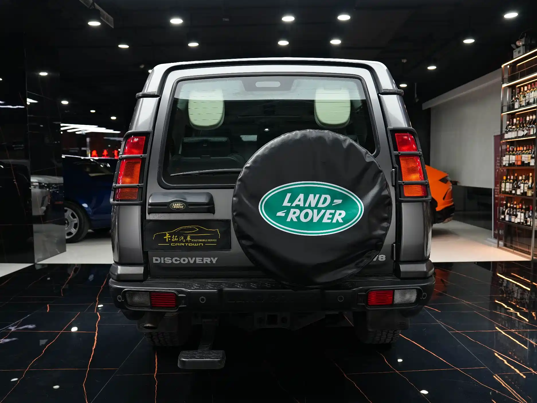 Photo 10 - Land Rover Discovery