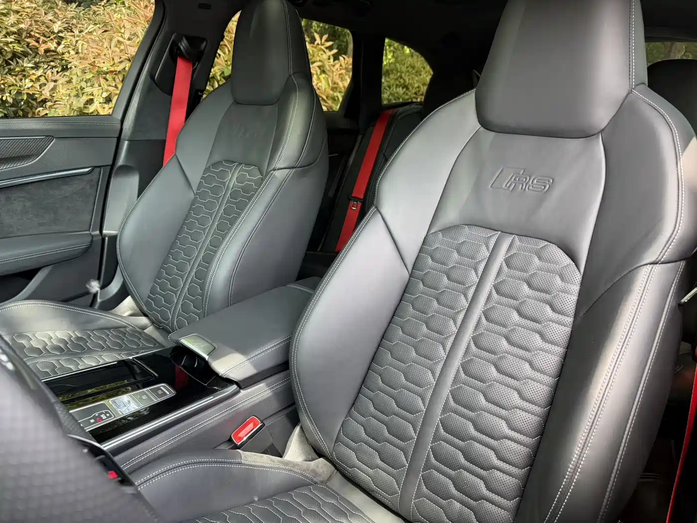 Audi RS 6 2021 RS 6 4.0T Avant фото 10