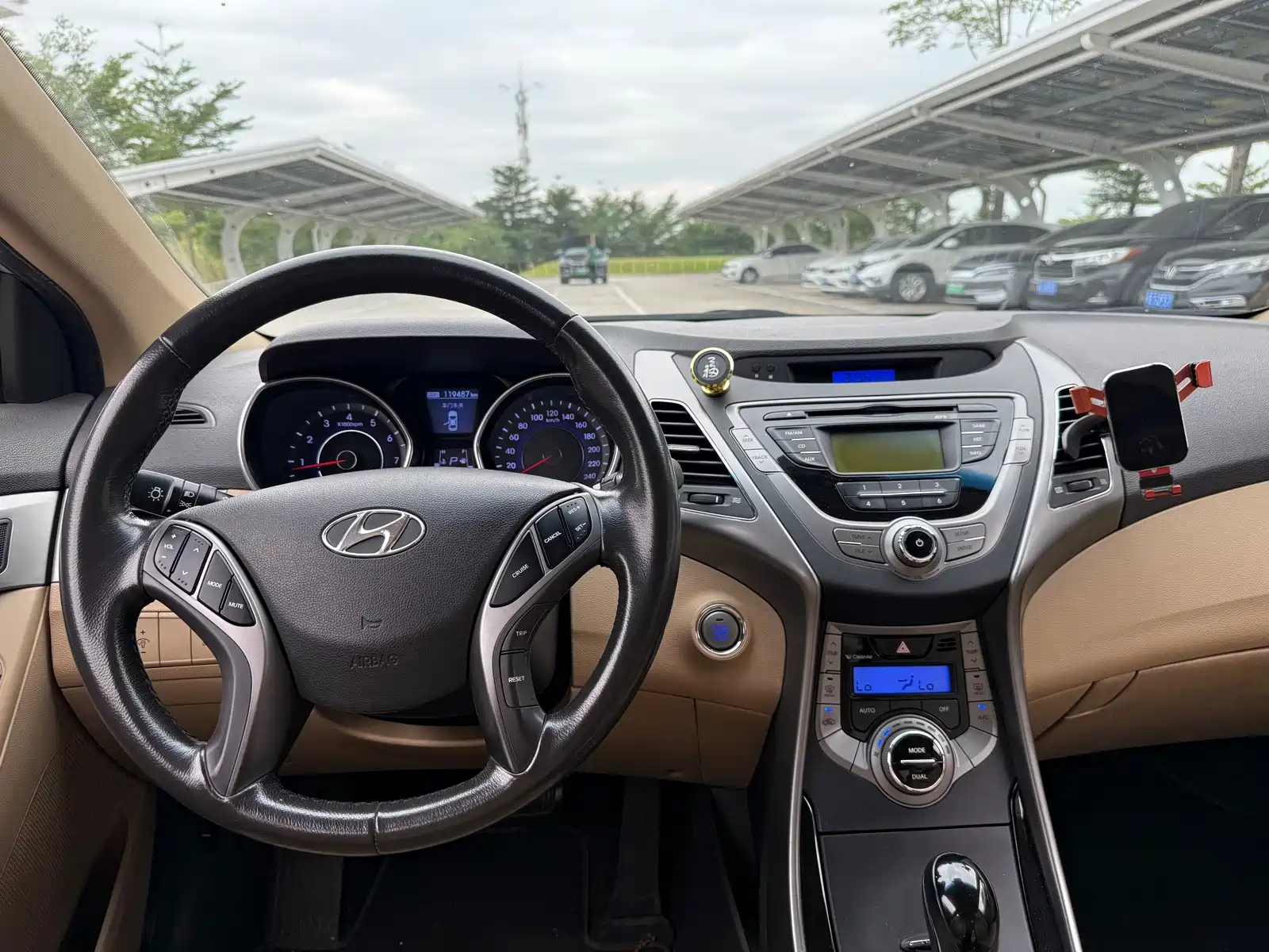 Photo 8 - Hyundai Langdong