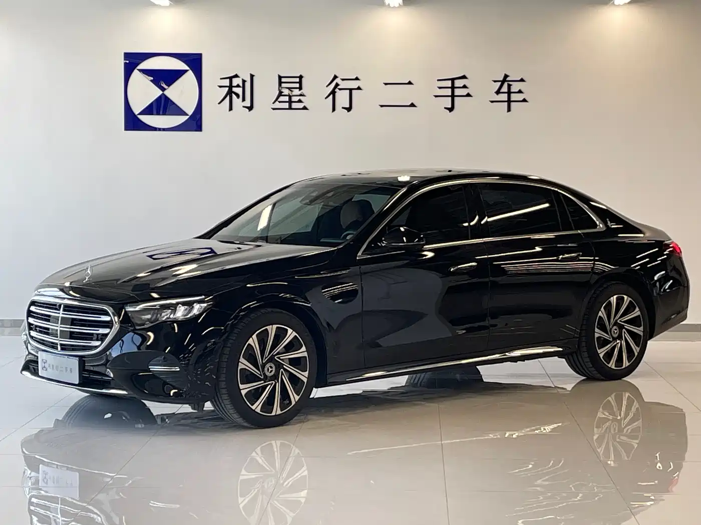Mercedes-Benz E-Class 2025 E 300 L Luxury
