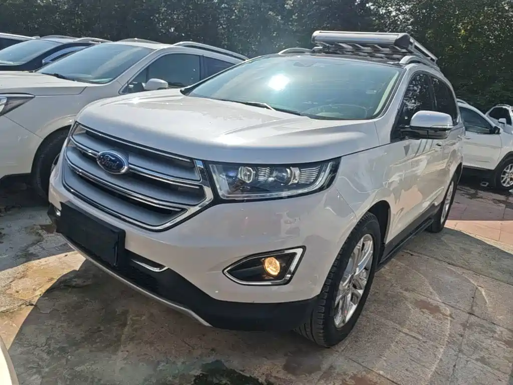 Фото 2 - Ford Edge