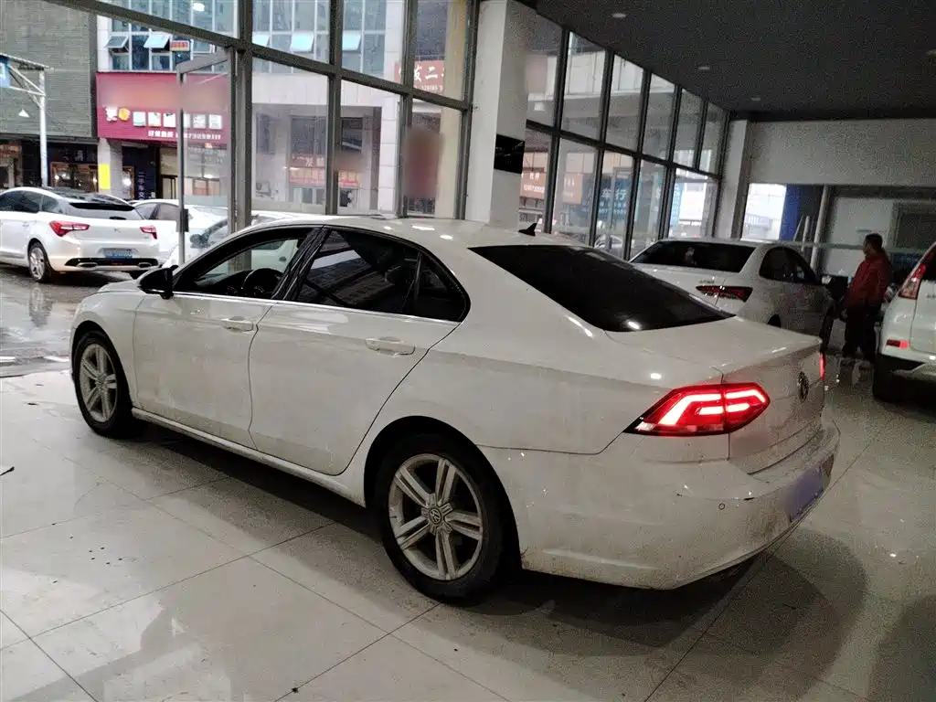 Volkswagen Lamando 2018 280TSI DSG Comfort Edition фото 5