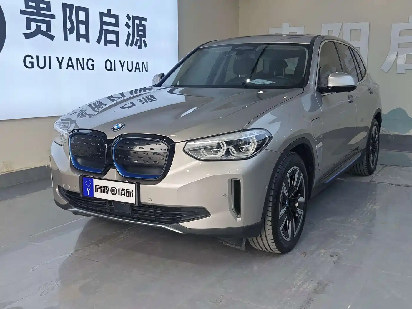 BMW iX3 2021