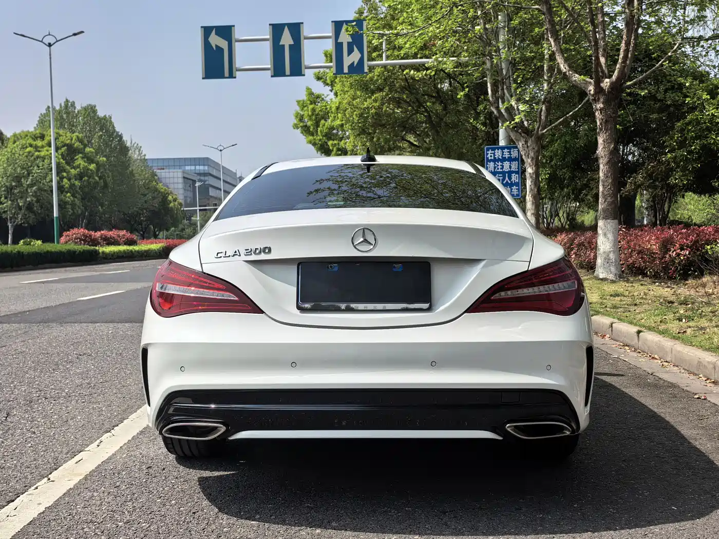 Mercedes-Benz CLA (Import) 2018 CLA 200 Fashion Edition фото 5