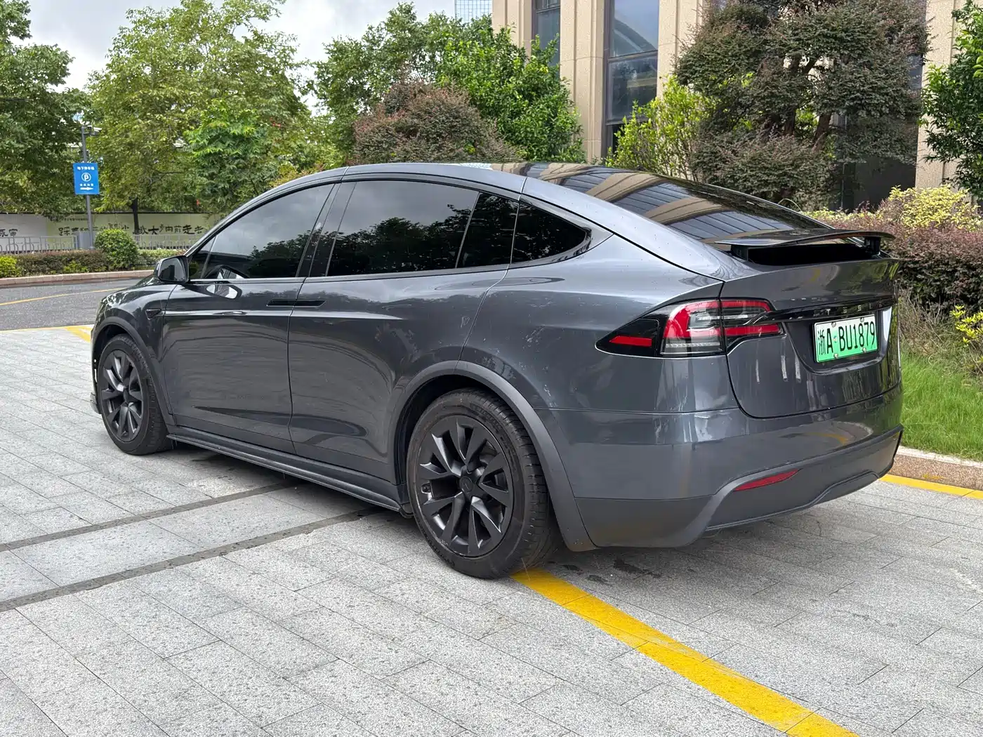 Tesla Model X 2023 2023 Dual Motor All-Wheel Drive Edition