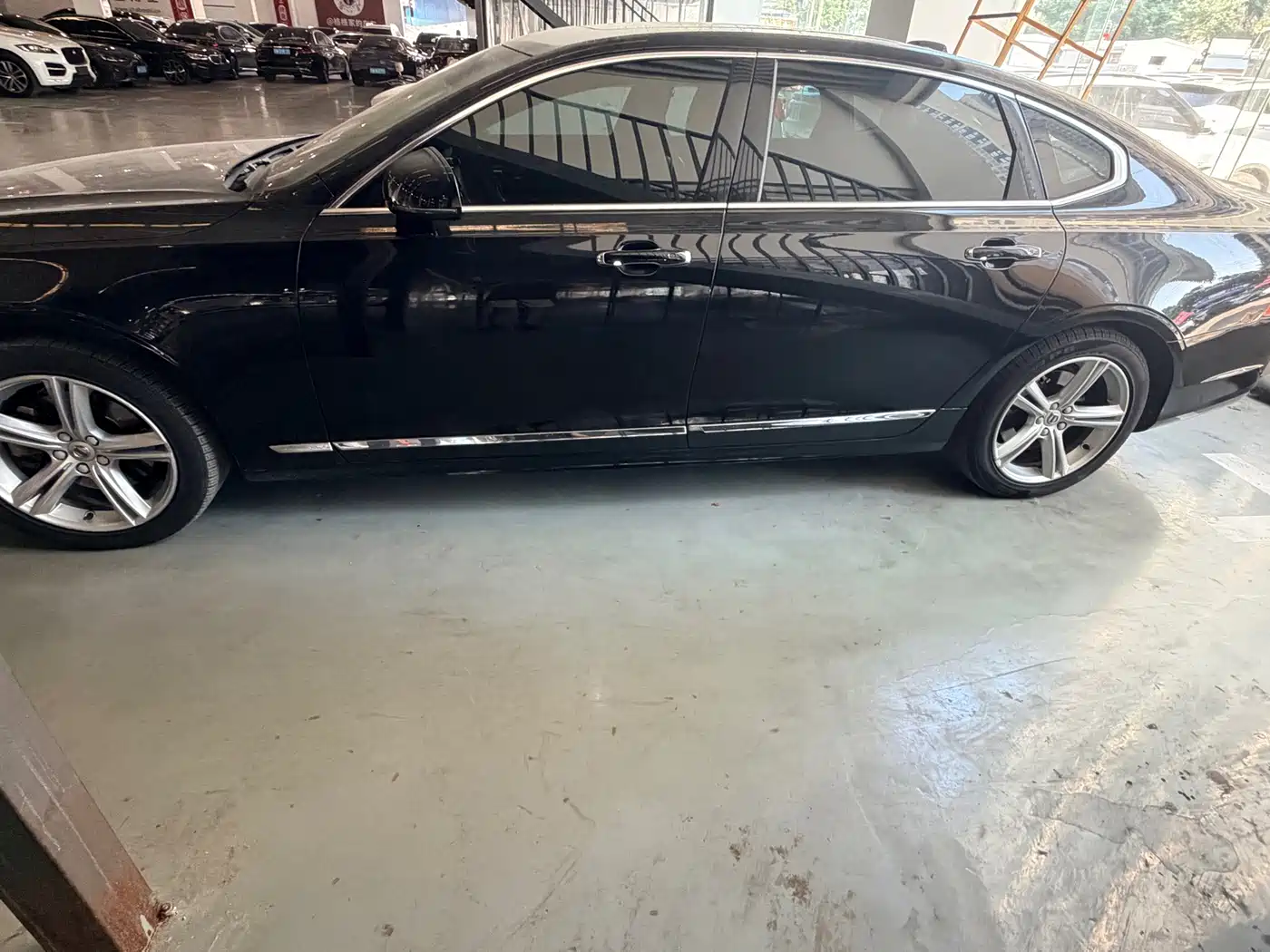 Фото 11 - Volvo S90
