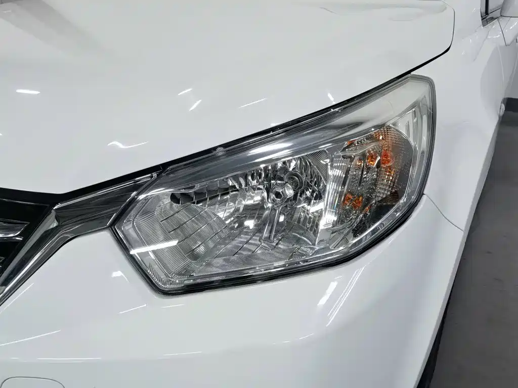 Venucia R50 2018 2016 Model 1.6L Manual Elite Edition