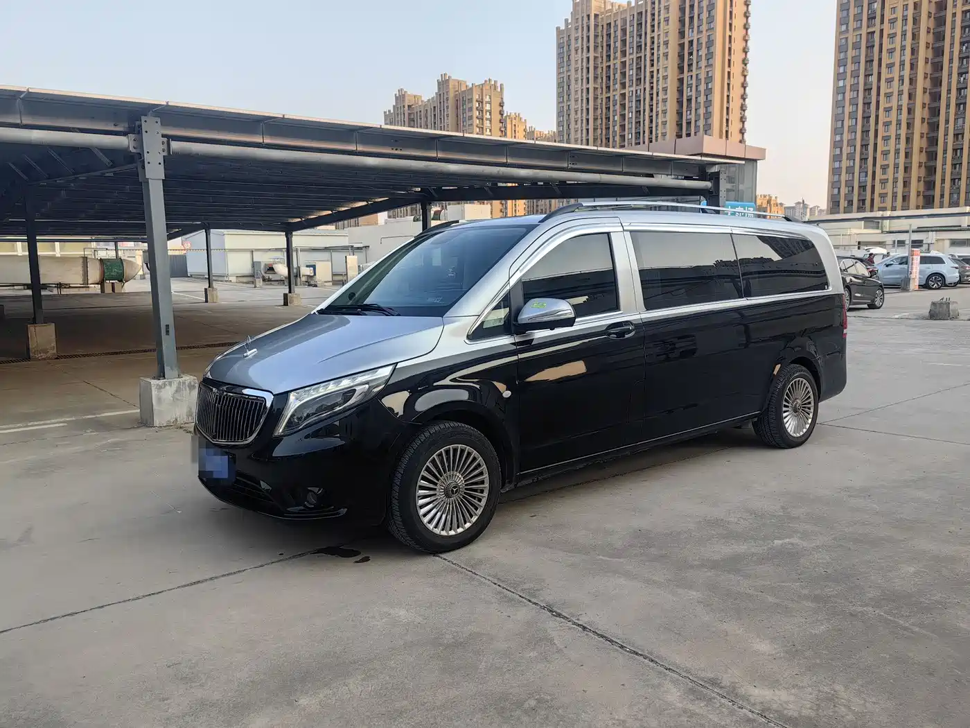 Mercedes-Benz Vito 2018 2.0T Business Edition China VI фото 3