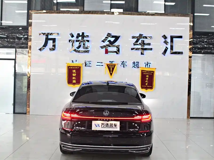 Volkswagen Passat 2023 Facelift 330TSI Starlight Elite Edition фото 14