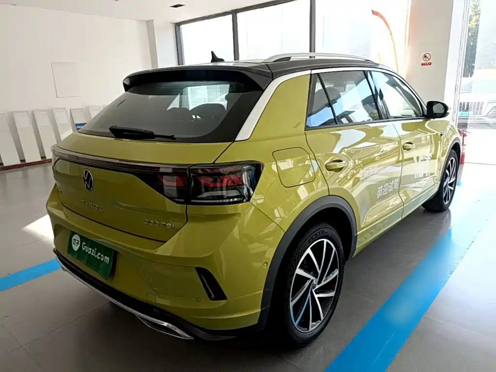 Photo 7 - Volkswagen T-ROC