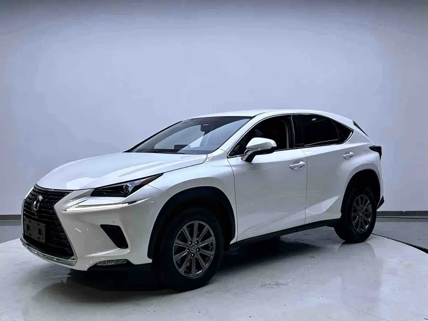 Lexus NX 2020 200 FWD Sharp Edition China VI