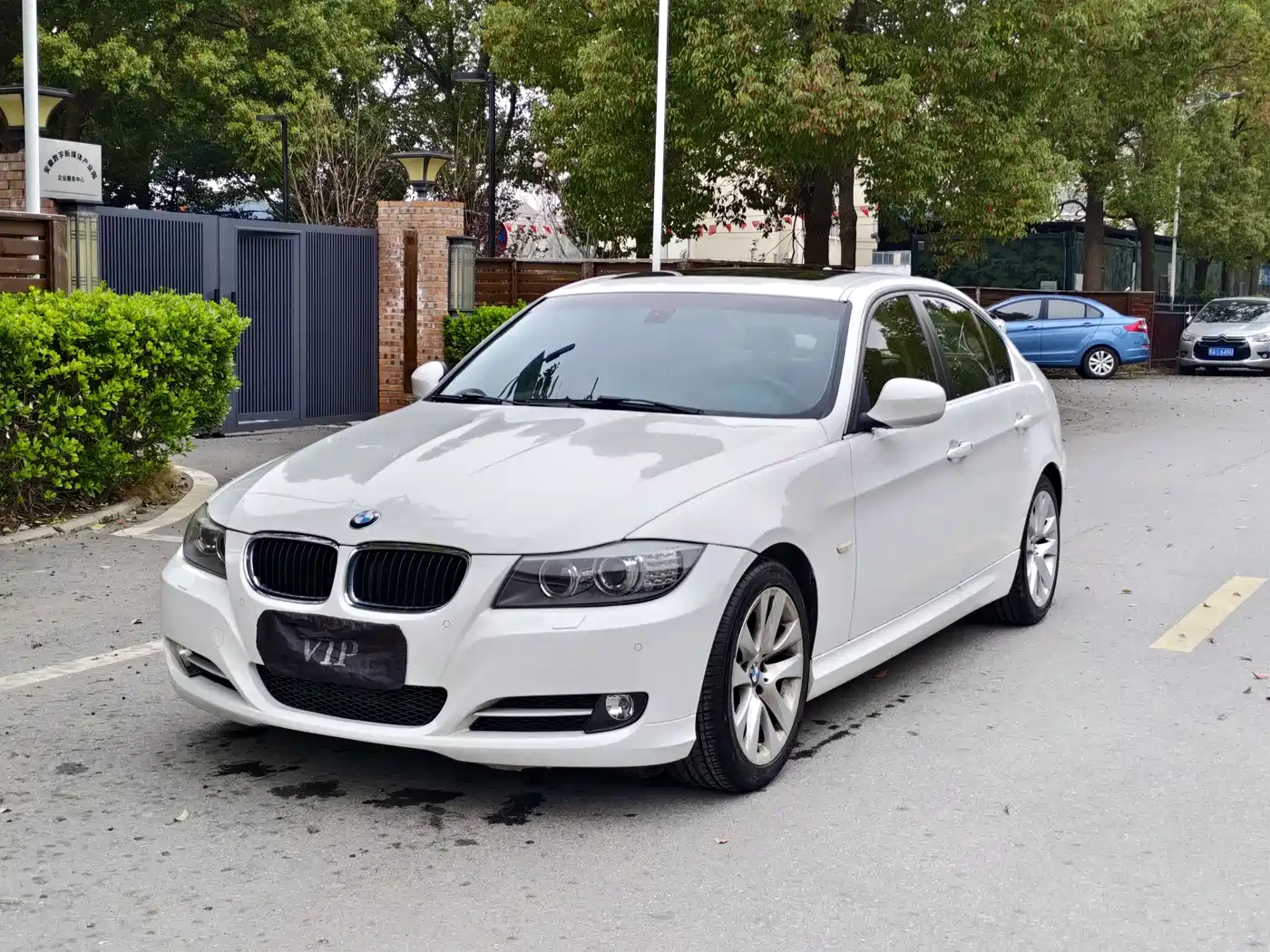 BMW 3 Series 2011 320i Fashion