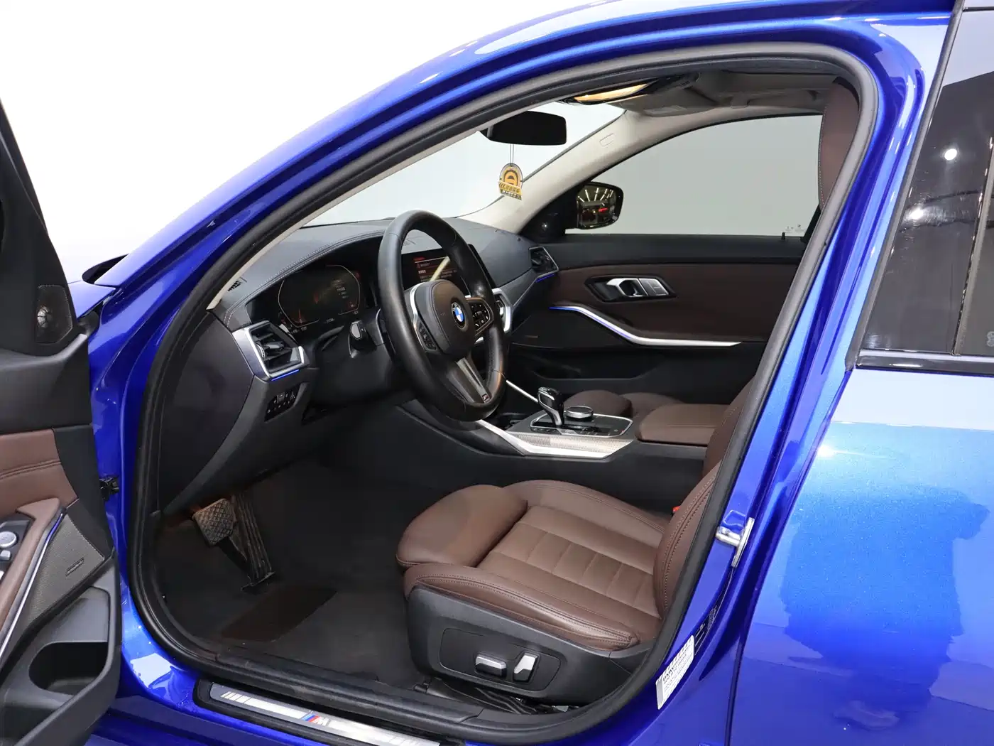 BMW 3 Series 2020 325Li M Sport Black Night Package фото 12