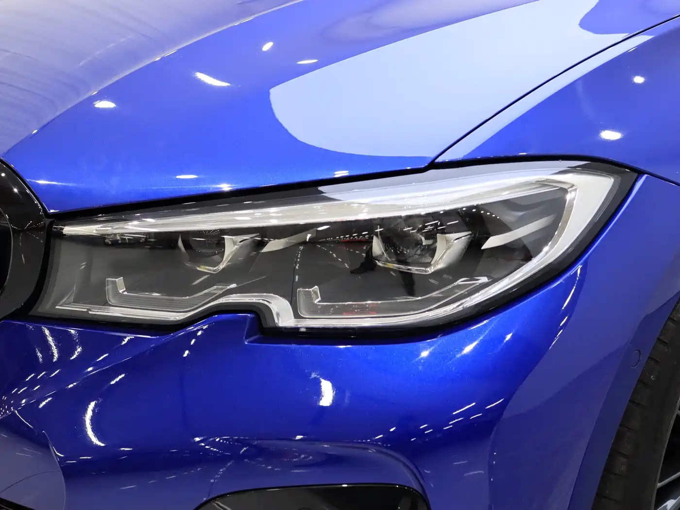 BMW 3 Series 2020 325Li M Sport Black Night Package фото 9