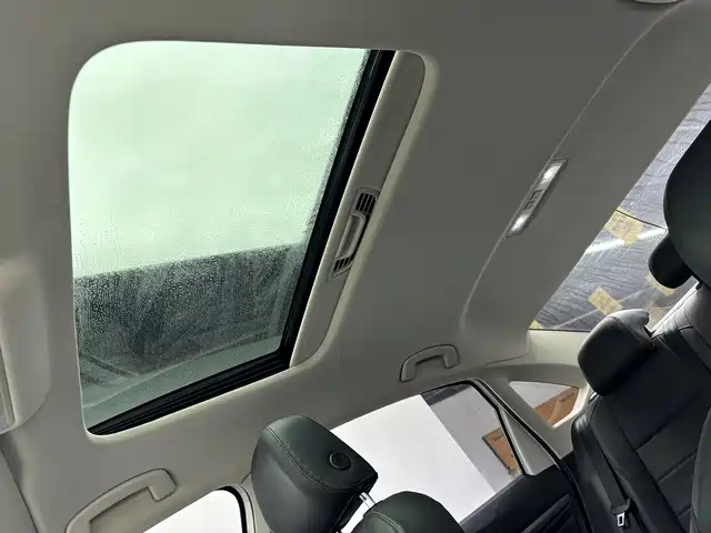 Volkswagen Lavida 2022 1.5L Auto Comfort Edition фото 12