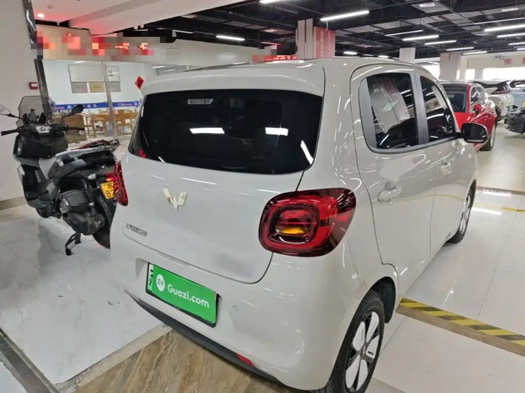 Фото 7 - Wuling Motors Hongguang MINIEV