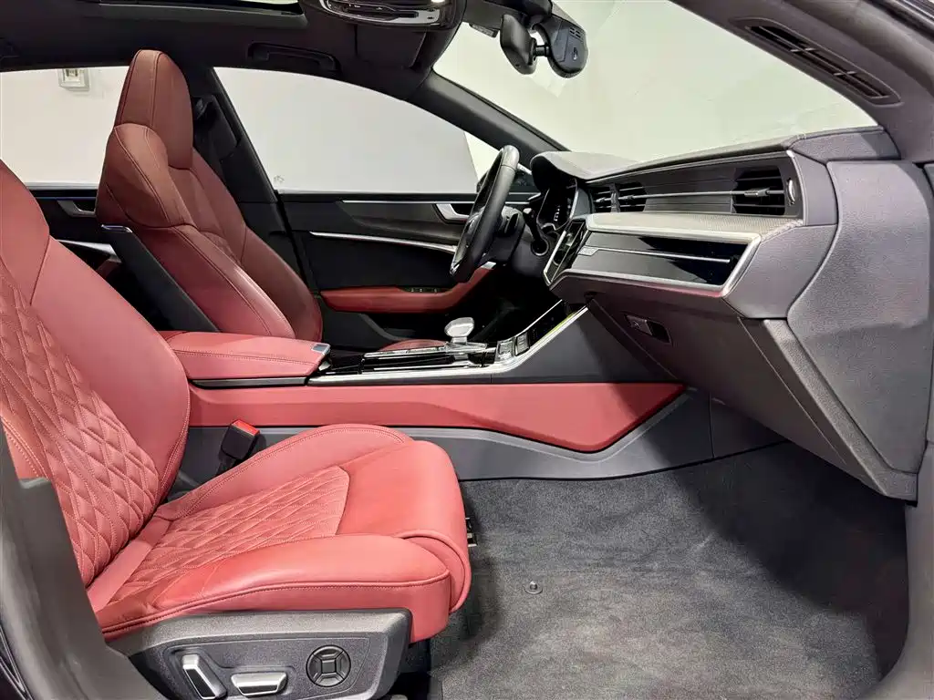 Audi A7L 2023 45 TFSI quattro S-line Black Warrior Edition фото 19