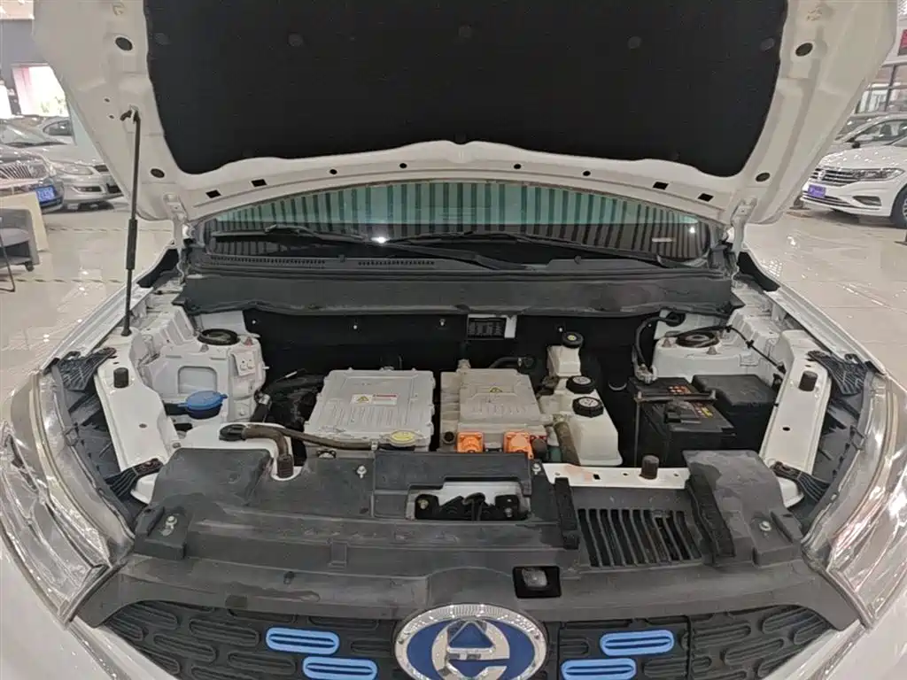 JIANGLING GROUP NEW ENERGY Easy to EX5