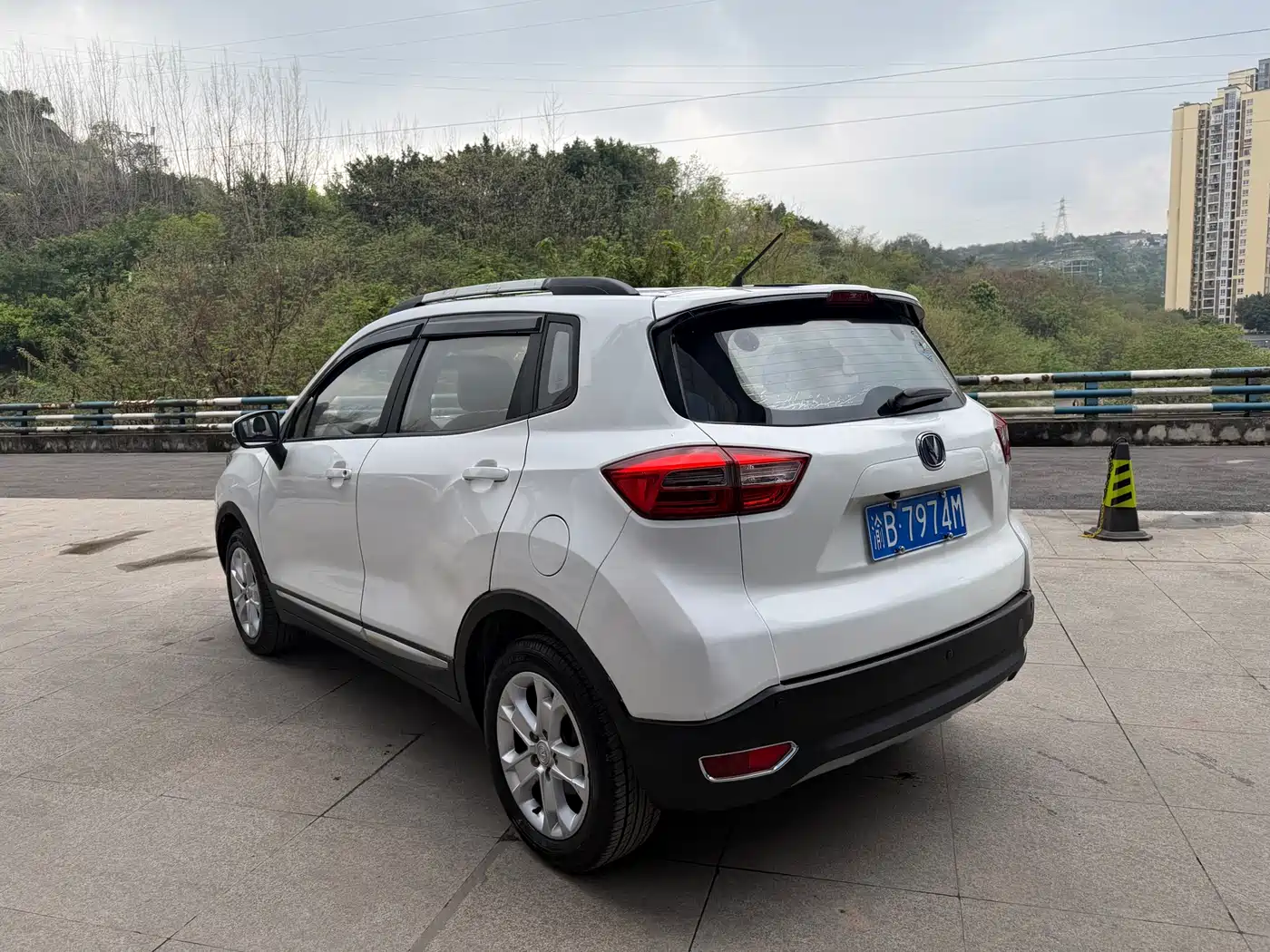 CHANGAN CS15