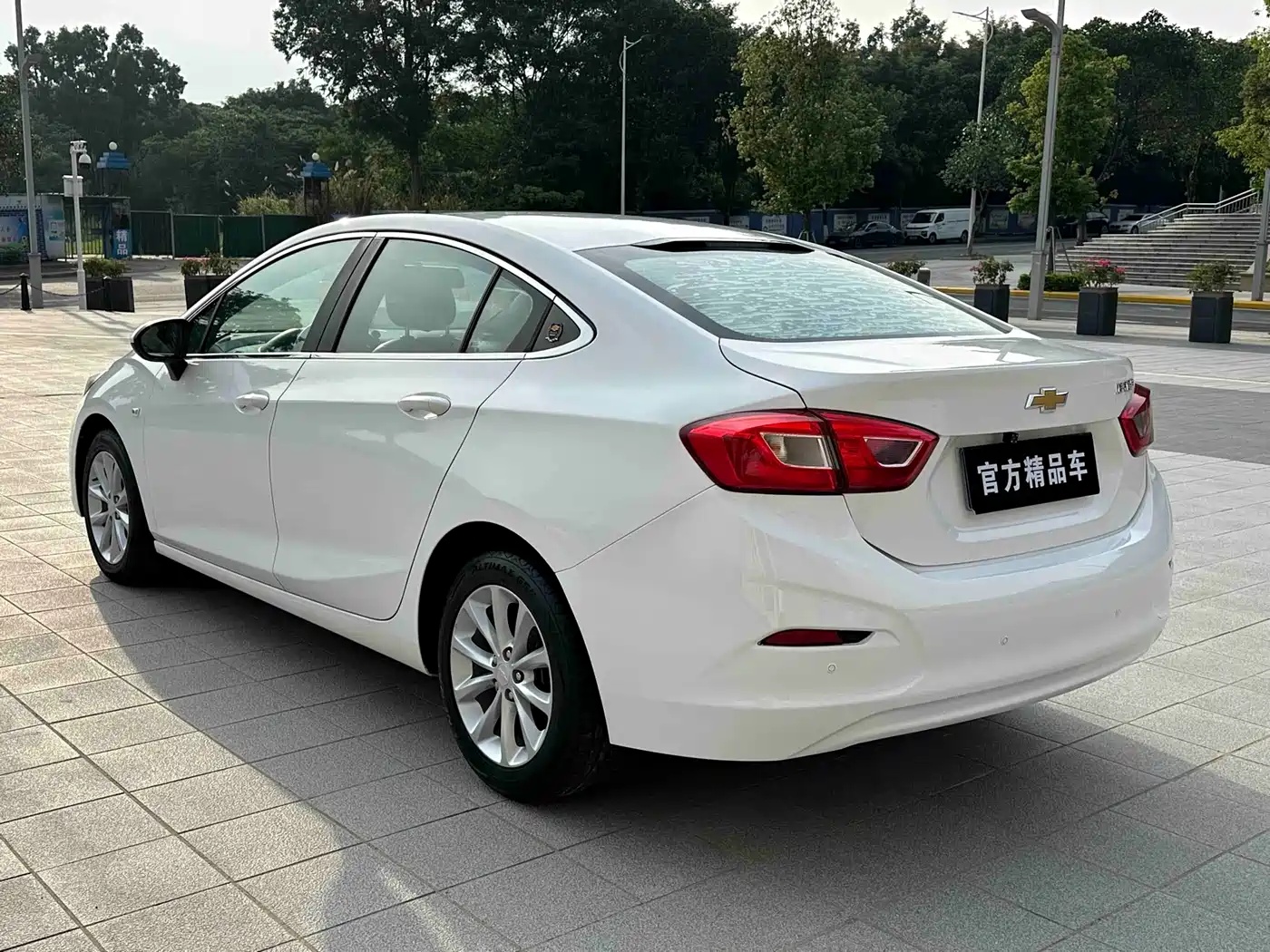 Chevrolet Cruze 2017 2017 1.5L Automatic Pioneer Sunroof