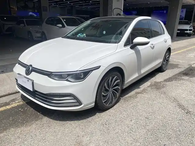  Volkswagen Golf 2021 280TSI DSG Pro