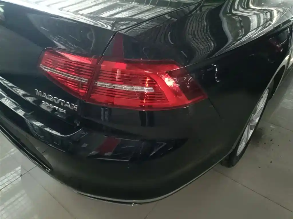 Volkswagen Magotan 2017 330TSI DSG Luxury фото 8