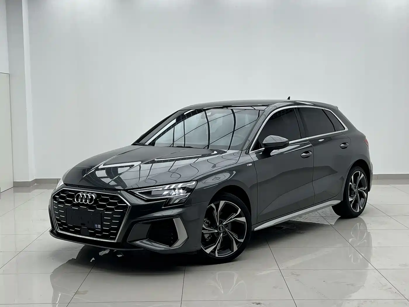 Audi A3 2023 Facelift Sportback 35 TFSI Fashion Sport