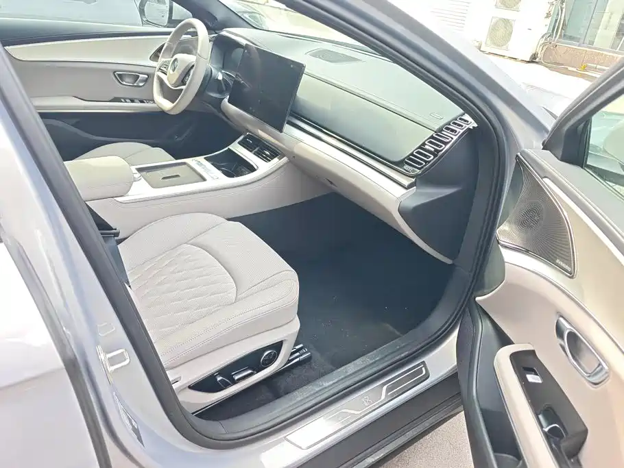 BYD Han 2025 2026 EV Intelligent Driving Edition 635KM LiDAR Flagship