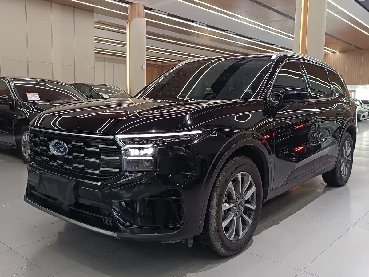 Фото 1 - Ford Edge