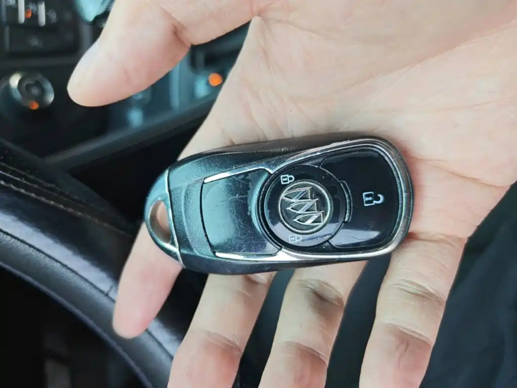 Фото 9 - Buick Envision Plus