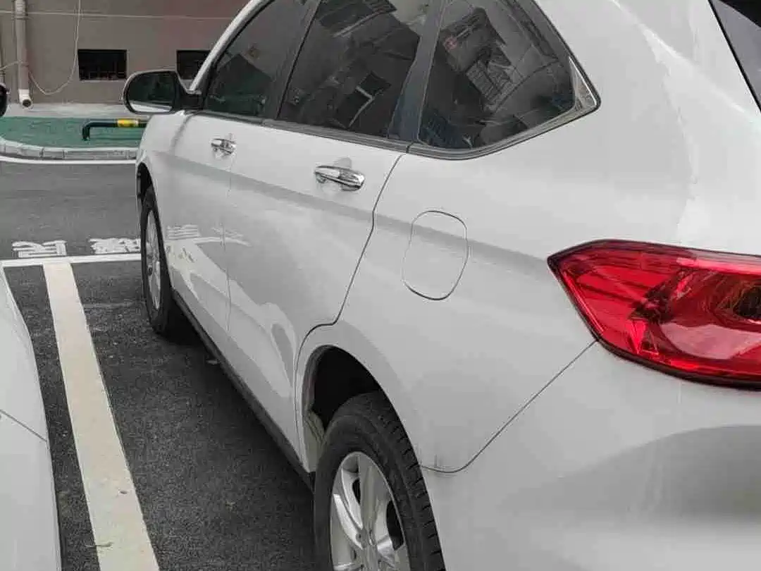 Haval M6 2023 PLUS 1.5T DCT Elite Smart Connect фото 4