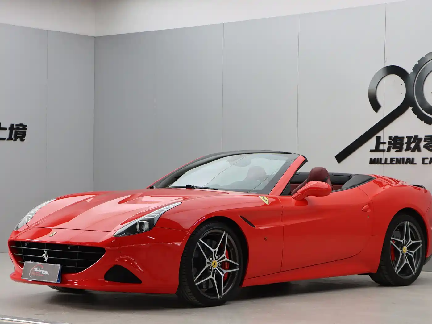 FERRARI CALIFORNIA T