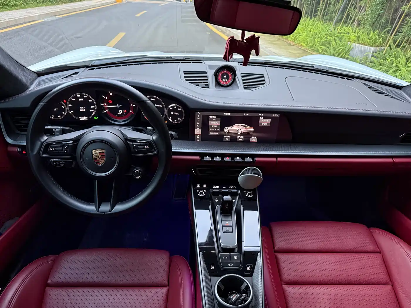 Porsche 911 2022 Carrera 3.0T фото 9
