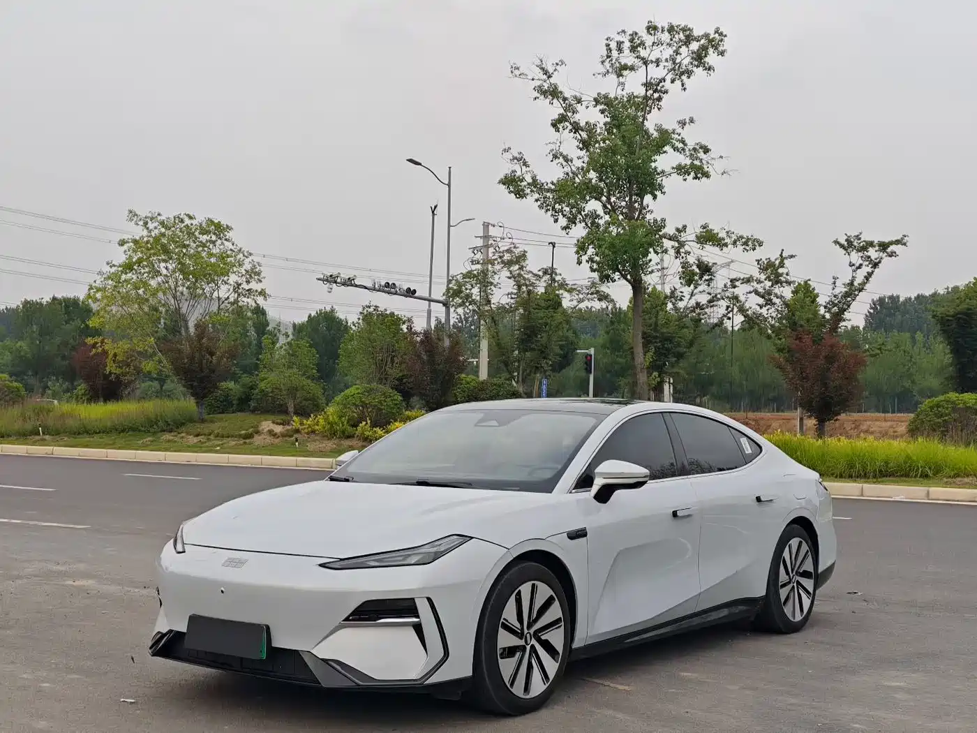Geely Galaxy Galaxy E8 2024 550km RWD MAX