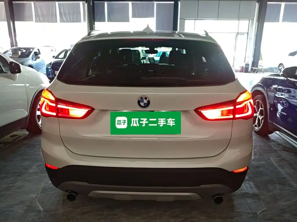 BMW X1 2016 sDrive20Li Luxury Model фото 6
