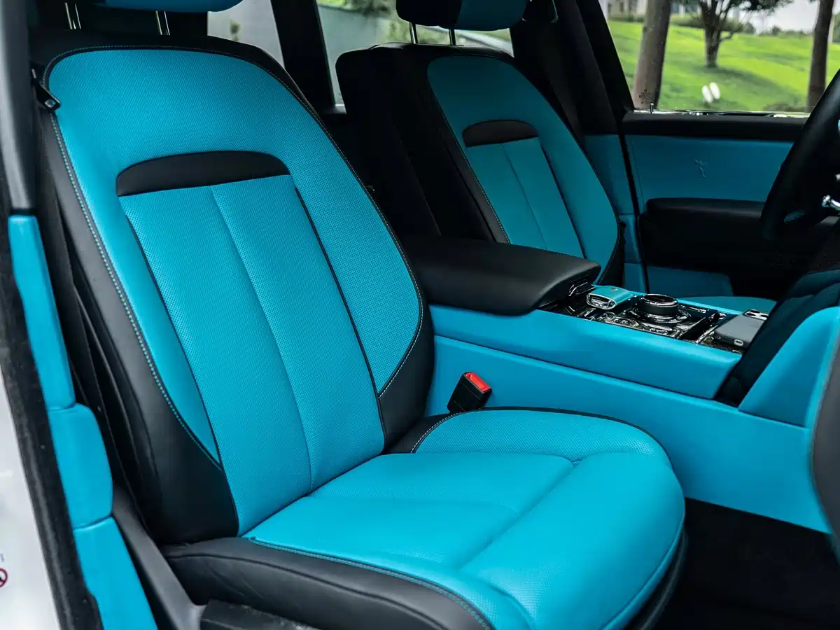 Rolls-Royce Cullinan 2023 2018 5-Seater Version