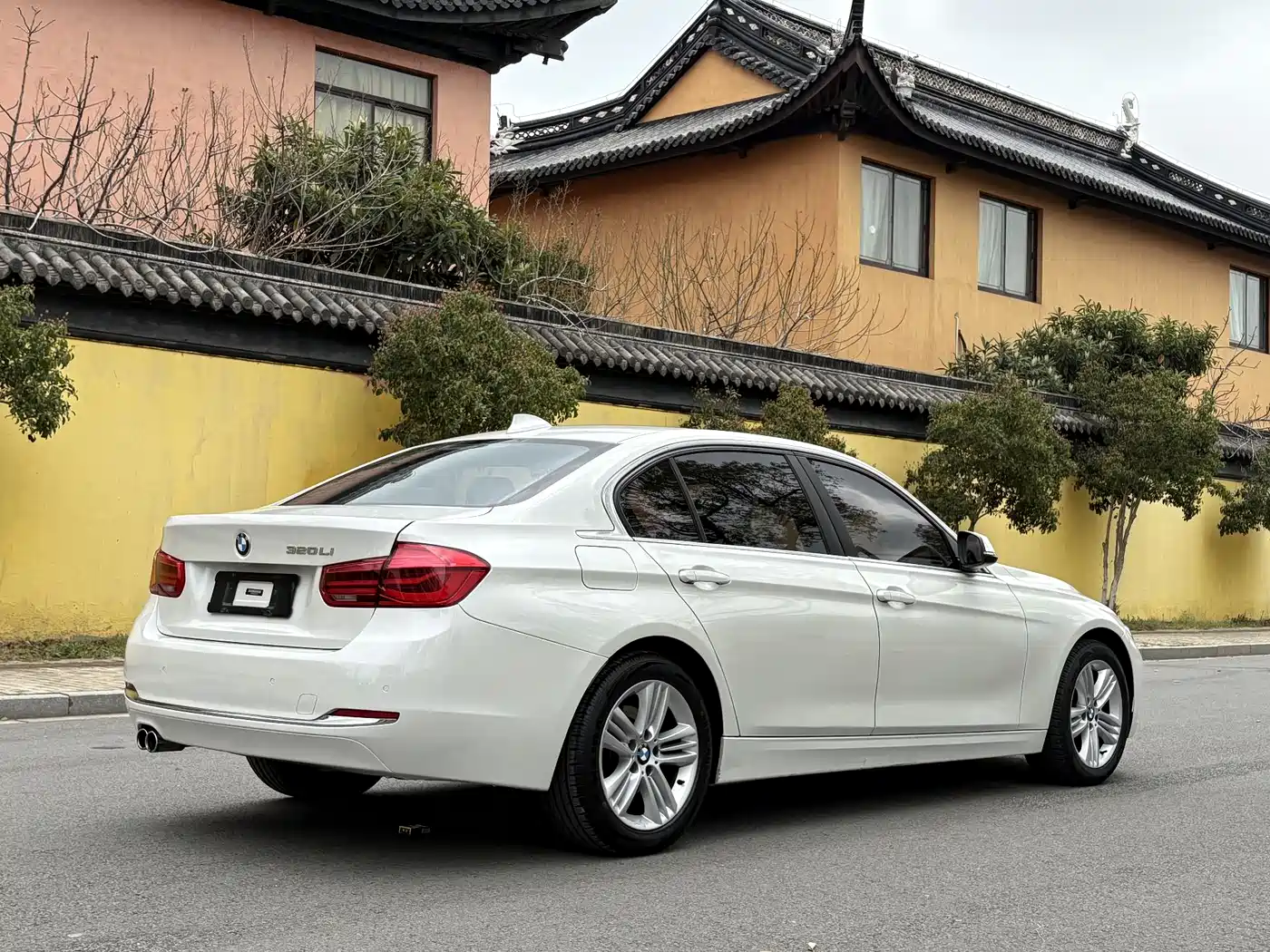 BMW 3 Series 2017 320Li Fashion фото 3