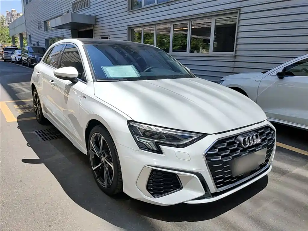Audi A3 2024 Model Sportback 35 TFSI Fashion Sport фото 4