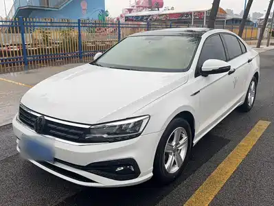 Volkswagen Lamando