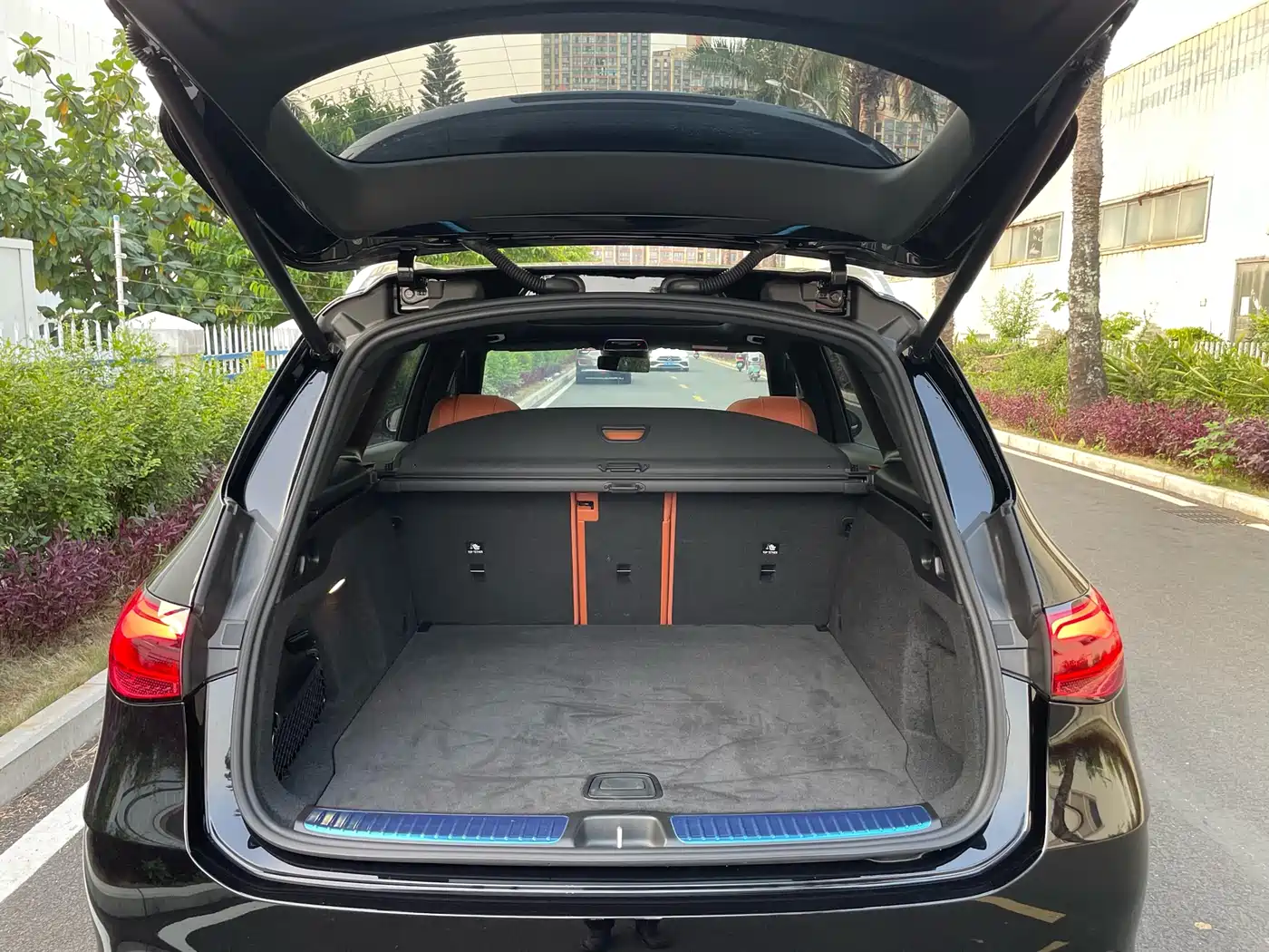 Mercedes-Benz GLC 2025 GLC 300 L 4MATIC Dynamic 5-seater фото 18