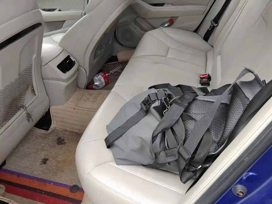 Hongqi H5 2018 2018 30TD Smart Connected Royal Edition